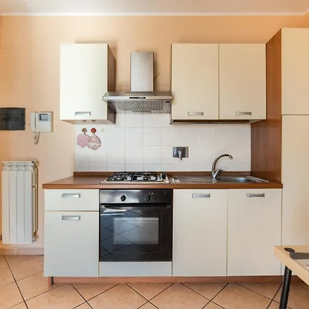 Self Checkin, Free Parking 15 Min From Center דירה *