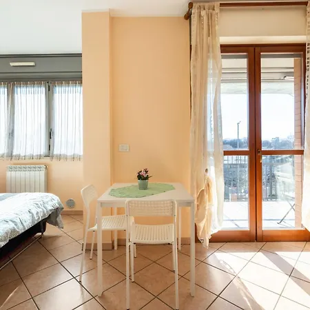 Self Checkin, Free Parking 15 Min From Center 都灵