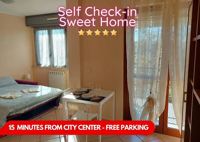Self Checkin, Free Parking 15 Min From Center Apartament *